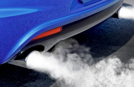 Prodloužení prodeje spalovacích aut EU určitě nezachrání. Budoucnost autoprůmyslu je smutná